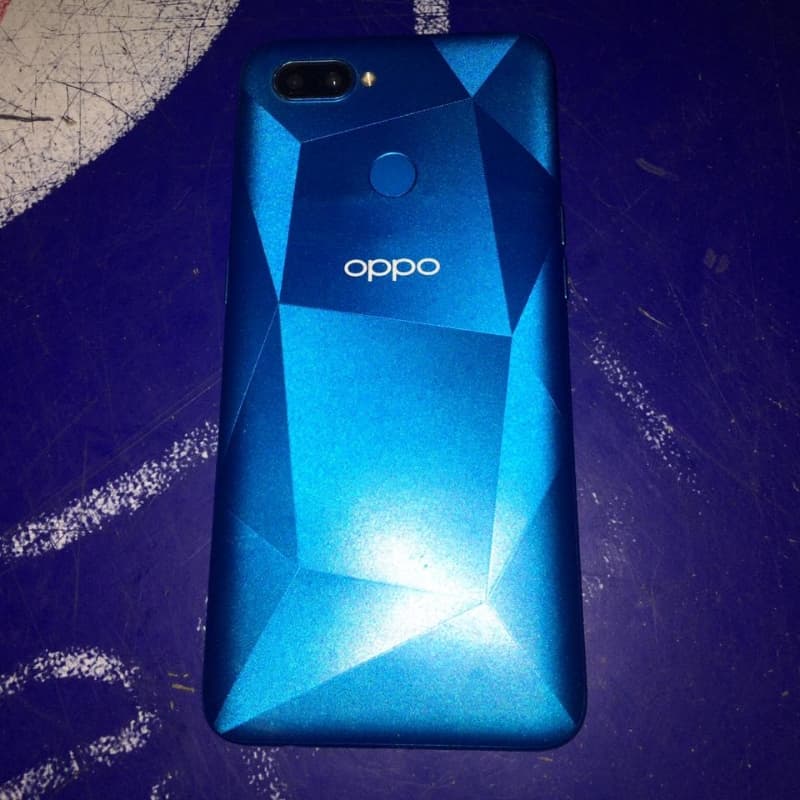 Oppo A12